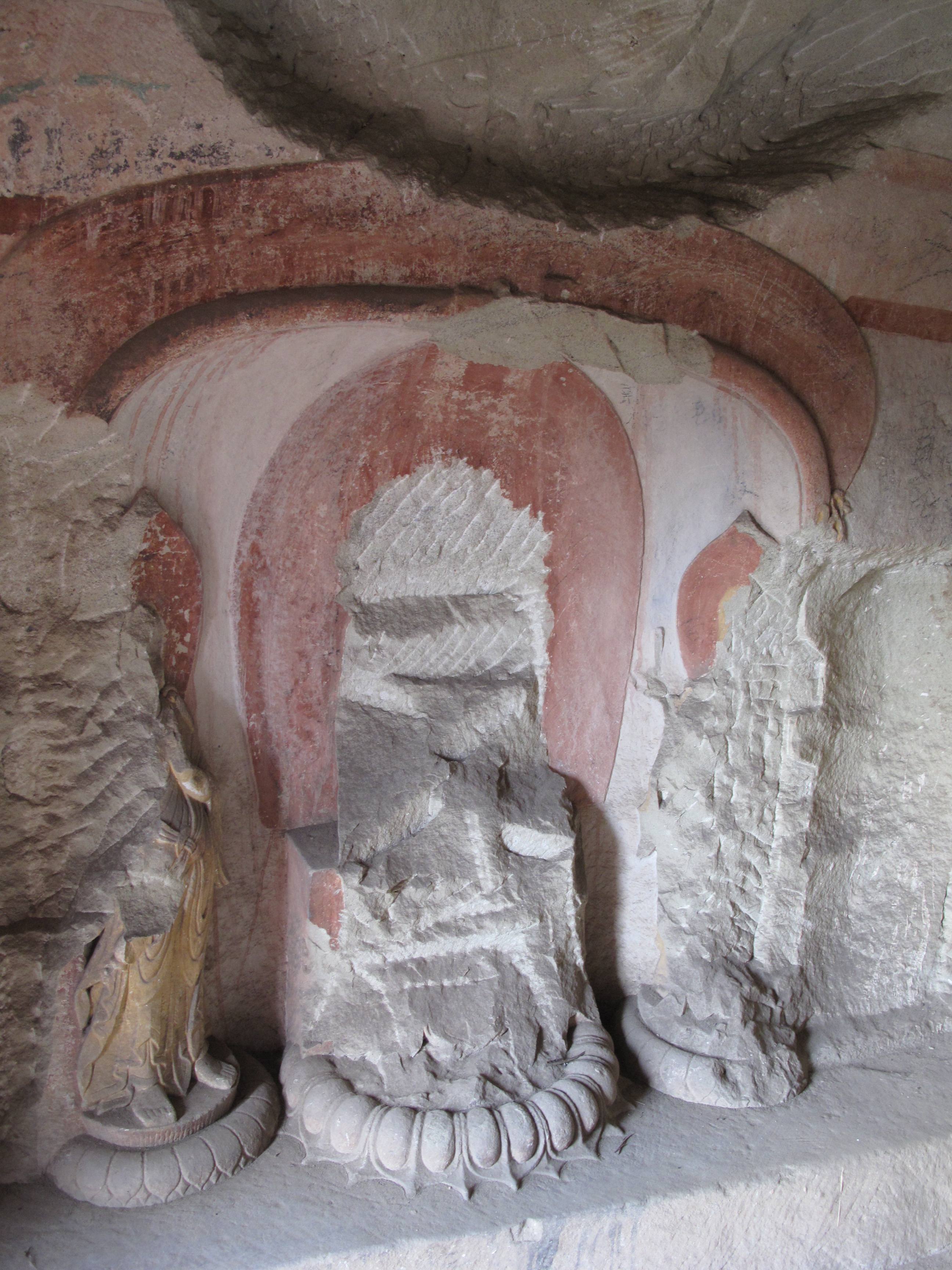 Tianlongshan Cave 3 left west wall 2
