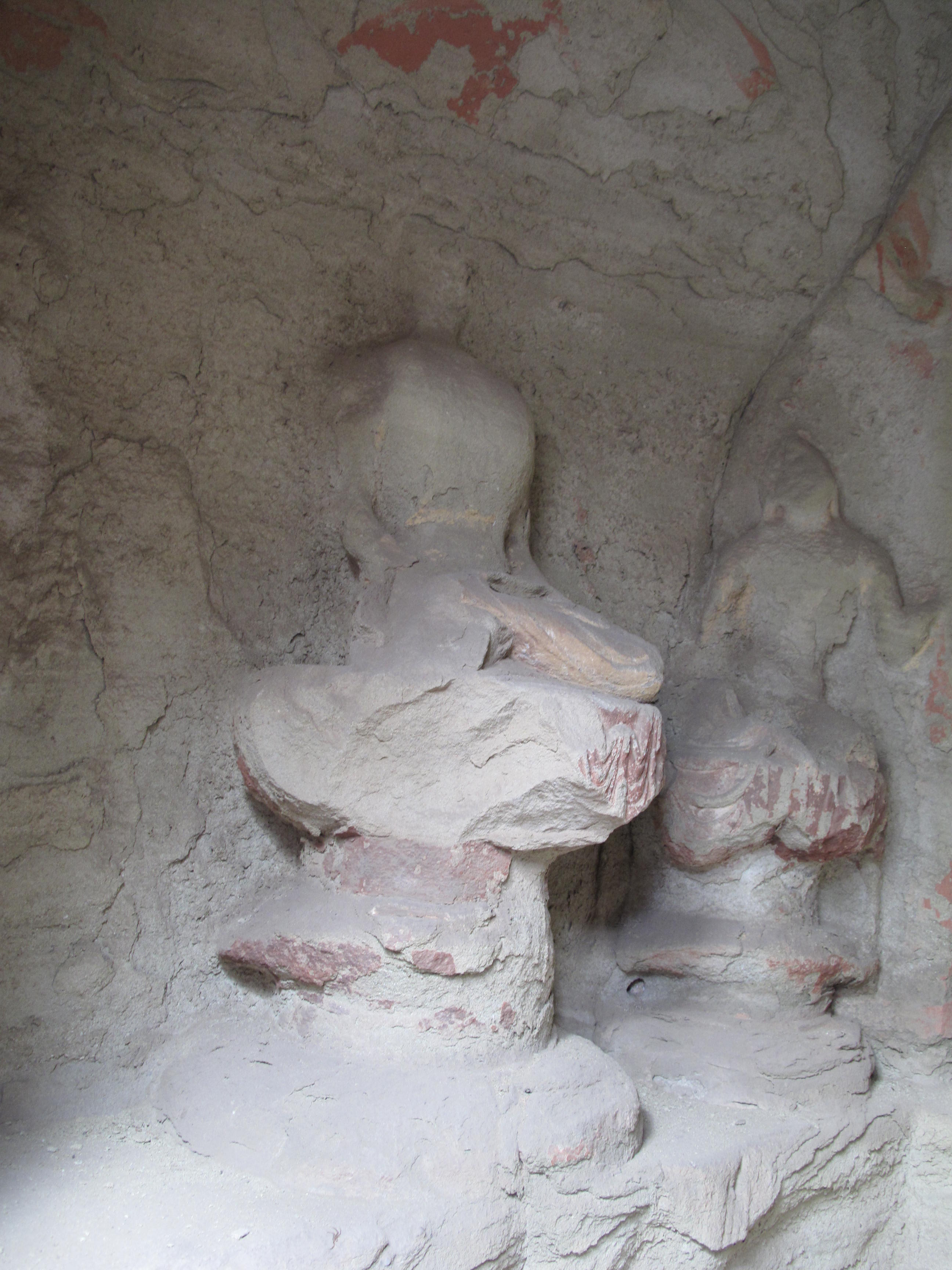 Tianlongshan Cave 6 left west wall